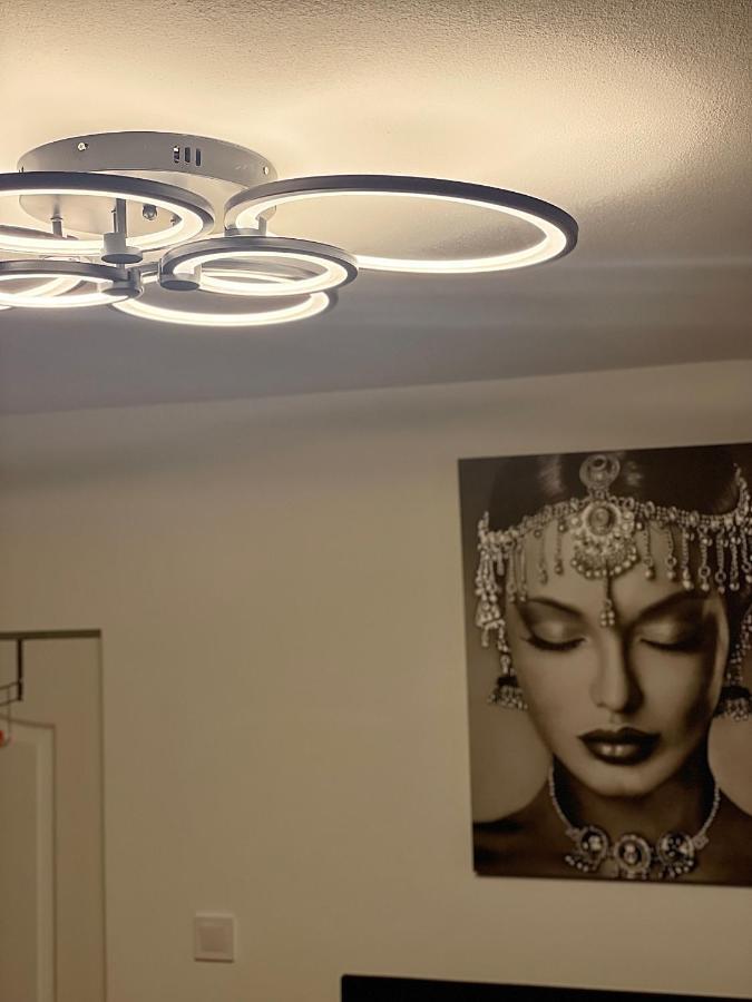 S&S Apartment Studio At Ground Floor Timisoara Town !!! Parcare La Locatie !! Екстер'єр фото